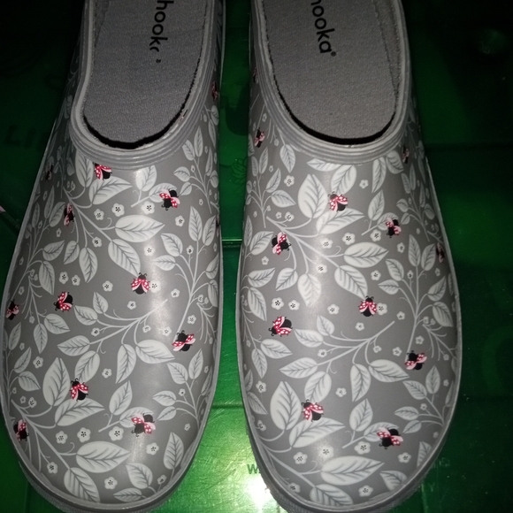 Chooka 11 womens Ladybug mule clogs waterproof rain garden shoes NEW - Picture 2 of 3